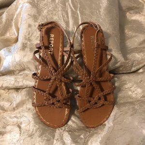 FINAL PRICE Report sandals size 10